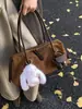 Bolsas Modernas Retrô de Luxo para Mulheres 2026 Novo Inverno Exquisite Super Popular Bolsa de Ombro Versátil para o Dia a Dia