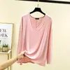 Nova camisa básica de modal estilo coreano para primavera, com decote V profundo para mulheres, cor sólida, corte solto, camiseta top de manga comprida que afina