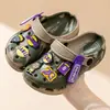 Zapatillas de verano para niños, sandalias al por mayor, zapatos de baño antideslizantes para niños y niñas con agujeros para bebés, bonitos dibujos animados para niños