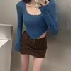 Nueva Camiseta Sexy de Color Puro para Primavera y Otoño, que Muestra el Ombligo, Cuello en U, Manga Larga, Camiseta Interior para Mujer con Top Corto Ajustado