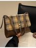 Popular este ano, bolsa pequena transfronteiriça feminina outono e inverno 2024 nova moda retrô bolsa mensageiro explosão bolsa de ombro quadrada pequena