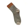 Calcetines de rayas de color contrastante estilo coreano para Otoño e Invierno, calcetines de felpa estilo retro Maillard, calcetines casuales de algodón Mori, calcetines de longitud media hasta la pantorrilla, combinan con todo
