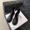 Botas finas de cuero suave para mujer, nuevo estilo 2026, con suela gruesa, que aumentan la altura, con cremallera trasera, botas británicas de moda estilo callejero, botines modernos