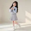 Nuevo Conjunto de Dos Piezas para Niñas Estilo Coreano Académico, Top de Manga Larga Falso, Falda Plisada Dulce a la Moda
