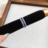 Anillo Abierto con Incrustaciones de Diamantes Modelo Nuevo 2026, Lujo Ligero, Sensación de Alta Gama, Versátil y Elegante, Anillo de Dedo Índice Estilo Ins Nicho para Mujer