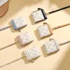 Yue Qian Kai 2026 Cartera Corta Colgante para Cuello de Mujer Gatito Lindo Diseño de Uso Diario Portatarjetas de Identificación Venta al por Mayor