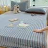 Lençol de baixo de malha de leite espessado peça única inverno capa de lençol de cama de veludo coral com protetor de colchão de fleece adicional conjunto de três peças
