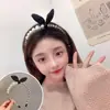 Faixa de cabelo de pérola feminina estilo Chanel orelhas de coelho faixa para cabelo curto Francês Coreia do Sul simples para lavar o rosto pressionar o cabelo cocar antiderrapante