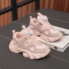 Zapatillas Deportivas de Bloques de Color para Niños 2025 Otoño/Invierno Con Felpa Adicional Cierre Giratorio Zapatillas de Correr Unisex Casual Ligeras Zapatos Blancos
