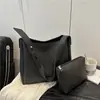 Bolso tote de gran capacidad para el día a día, nuevo bolso de mano de moda verano 2026 para madre e hija, bolso cubo versátil para llevar al hombro y debajo del brazo
