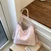 Bolsa Tote Versátil de Grande Capacidade da Nova Moda 2026 para Mulheres, Bolsa de Ombro e Transversal, Bolsa Simples de Luxo Leve com Estampa de Letras