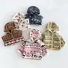 Chaqueta retro de lana de cordero para niña 2026 nuevo invierno bebé forro polar floral engrosado top zdw6505