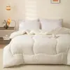 Colcha de Algodão Outono e Inverno Aconchegante Quente Dormitório Quarto Confortável Amigável à Pele Cor Sólida Núcleo de Colcha de Inverno Roupa de Cama
