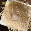 Pingente de Calcedônia Tipo Gelo Natural Flor de Lótus Ágata Branca Corrente da Sorte Pingente Flor de Lótus DIY Pulseira Feita à Mão