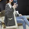 Cardigan de Tricô K-Style Estilo Pequeno e Cheiroso Cor Contrastante Suéter Outono e Inverno 2025 Novo Estilo Calça com Bolso Falso de Aba Xadrez e Dourado para Mulheres
