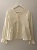 Elegante camisa top de encaje con cuello en V y lazo, manga larga, estilo coreano, suave y juvenil, única para mujer, otoño 25515