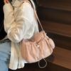 Bolsa Plissada Feminina 2025 Nova Moda Popular Casual Bolsa de Ombro Grande Capacidade Bolsa Transversal Bolsa Classe para Trabalho