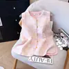 Chaleco de Seda Reductor de Edad con Calidad Garantizada para Mamás, Nuevo Estilo Chino, Nuevo Estilo Nacional, Ropa Exterior de Moda Estampada en Oro, Chaleco sin Mangas Modelo Nuevo