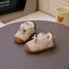 Sapatos de sola macia 2026 Novidades da Primavera Sapatos Esportivos para Bebês e Crianças Pequenas Sapatos para Caminhada de Bebê Menina Antiderrapantes Leves Sapatos de Treinamento Alemães