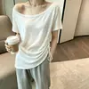 Camiseta Bonita y Elegante de Hombros Descubiertos y Cuello Ancho de Manga Corta para Mujer, Nuevo Top Versátil Verano 2026, Corte Holgado, Camiseta de Diseño Adelgazante