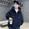 Chaqueta Gruesa de Terciopelo Plus para Niños Otoño Invierno 2026 Nuevo Estilo Niños Medianos y Grandes Otoño Invierno Cortavientos de Terciopelo Ollie