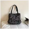 Nova bolsa de lona grande e personalizada estilo coreano da Shuai Mi, bolsa de ombro de estilo casual e descontraído, bolsa de compras para mulheres