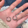 Brincos de Argola Lisos Dourados e Prateados Estilo Francês para Mulheres, Design de Nicho, Estilo Cool de Alta Qualidade, Brincos Simples da Moda para o Dia a Dia