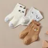 Meias Finas Minizai Kidsren 10A Antibacterianas de Verão Novas Meias para Bebê de Verão Finas Cartoon Jacquard Meias de Cano Médio
