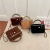 Bolso Pequeño de Lujo Ligero Estilo Chanel para Mujer 2026 Sensación Otoñal Bolso Cruzado Pequeño Casual de Gama Alta Dulce Bolso Caja