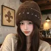 Gorro de Punto Retro Simple con Ala Otoño Invierno Caliente para Exteriores Espesado Cubre Orejas Envoltura para la Cabeza Gorro de Lana Hace que la Cara se Vea Más Pequeña Sombrero para Mujer