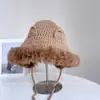 Gorro de Punto Hecho a Mano con Orejas de Gato y Flecos de Ganchillo para Mujer, Gorro de Lana Versátil Casual de Invierno, Gorro de Punto Cálido de Moda para Atar