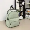 Mochila Minimalista com Logo de Letra, Textura Fosca e Estética Cool, Adequada para Uso Diário por Alunos do Ensino Fundamental II e Médio, Versátil para Uso Casual e para o Trajeto
