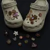 Lazo satinado azul claro suave con estrella de diamante brillante flor para zapato, hebilla de zapato de agujero estilo femenino, hebilla decorativa de superficie de zapato DIY