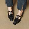 Sapatilhas Retrô de Bico Quadrado Salto Baixo Meia Boca para Mulheres 2025 Primavera Novo T-Fivela Mary Jane Sapatos de Couro Pequenos
