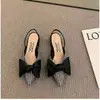 Saltos altos pretos de bico fino com estampa pied-de-poule, novo estilo de comércio exterior 2026, sapatos femininos modernos e versáteis