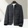 Chaqueta de plumón para hombre 2026 Otoño/Invierno Cuello camisero abatible Estilo camisa Joven Lujo Negocios Cálido Estándar Nacional Abrigo de plumón Moderno
