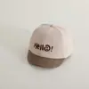 Gorro de bebé otoño e invierno nuevo coreano con bordado m gorra de ala corta para hombre y mujer visera solar para bebé gorra de béisbol cálida