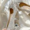 Zapatos de Boda de Cristal Nuevos 2024 Tacones Altos Plateados para Mujer Tacones Gruesos con Pedrería Zapatos de Dama de Honor Zapatos para el Vestido de Novia Principal