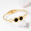 Pulseira de Aço Titânio Trevo de Quatro Folhas para Mulheres, Aço Inoxidável, Cor Dourada, Algarismos Romanos, Luxo Leve Europeu e Americano, Não Desbota, Atacado Fabricante Original
