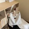 Bolsa de Gran Capacidad con Lunares para Mujer 2026 Nuevo Estilo Moderna y a la Moda Bolso Versátil de un Solo Hombro Estudiante Versátil para Clase y Compras