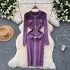 Vestido suéter de base elegante, justo na cintura, emagrecimento, gola redonda, botões decorativos, cor contrastante retrô, estilo Chanel de alta qualidade