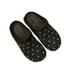 Moda Retro Bolinhas Pelo Headband Chinelos Mulher 2026 Outono Inverno Casa Plush Slip-on Sapatos Preguiçosos Chinelos Birkenstock