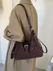 Bolsa de Ombro Única Grande Capacidade Versátil Outono/Inverno Nova para Mulheres Fashion 2026 Tendência Temperamento Transversal Dupla Ombro Casual Simples