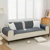 Atacado de Fábrica Veludo Cotelê Confortável Antiderrapante Anti-riscos Casual Dormível Reclinável Almofada de Sofá Luxo Leve Simples Tapete Outono/Inverno