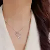 Collar con Colgante de Flor de Zircón Estilo Francés, Lujo Ligero, Único y Versátil, Sensación de Alta Gama, Cadena Súper Brillante para Clavícula, Venta al por Mayor