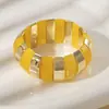 Pulseira Acrílica Europeia e Americana Exquisita Pulseira de Tubo Dobrado Mesclado com Ouro Pulseira de Tubo de Bambu Curvo Pulseira de Contas Gradiente Retrô Multicolorida para Mulheres