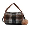 Bolso de Alto Valor de Color Color Maillard Estilo Occidental Bolso de Mujer Felpa Cuadros Un Hombro Portátil Bolso Cuadrado Pequeño Popular en Internet Nuevo Estilo