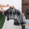Conjunto de Verano para Niños 2026 Nuevo Camisa de Mezclilla Tie-Dye Manga Corta Personalizado Ropa Delgada de Verano para Niños Pequeños Conjunto de Dos Piezas