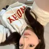 Moletom de Marca Nacional de Moda Moletom Simples para o Dia a Dia Feminino Moletom Estampado Artístico Retrô Versátil para Mulheres