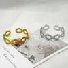 Pulseira O-Shaped Versão Lisa Retro Japonesa e Coreana para Mulheres, Luxo Acessível Elegante da Moda, Série de Joias Pulseira Banhada a Ouro em Aço Titânio Brilhante
